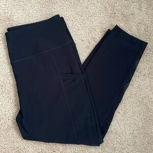 NWOT Mondetta L Black Capri